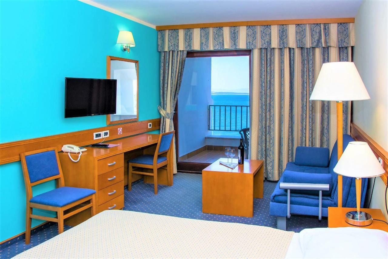 Hotel Selce Exterior photo